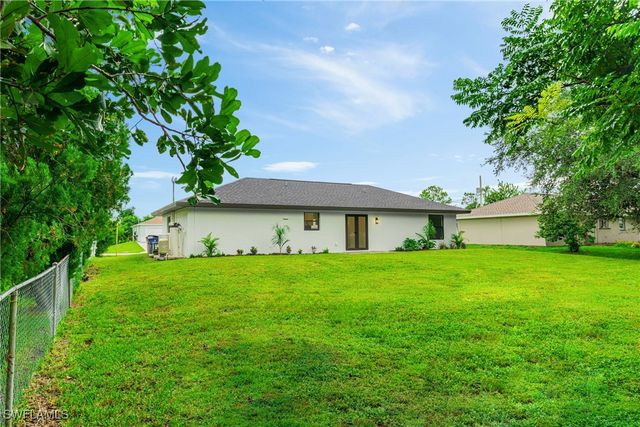 3206 12th ST W, Lehigh Acres, FL 33971