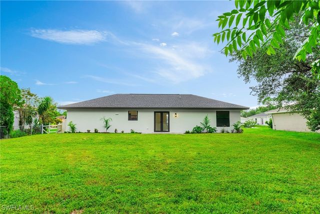 3206 12th ST W, Lehigh Acres, FL 33971