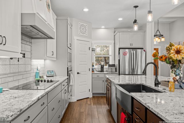 112 Archer Ridge Dr, La Vernia, TX 78121