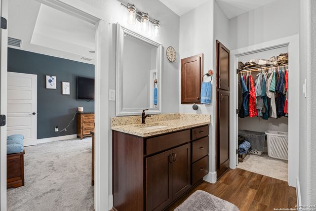 112 Archer Ridge Dr, La Vernia, TX 78121