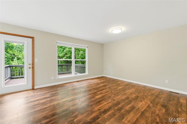 706 Norwood Terrace, Lake St Louis, MO 63367