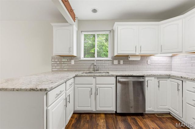 706 Norwood Terrace, Lake St Louis, MO 63367