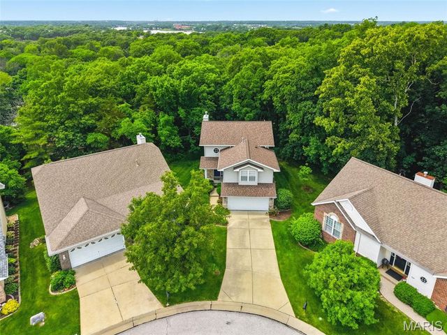 706 Norwood Terrace, Lake St Louis, MO 63367