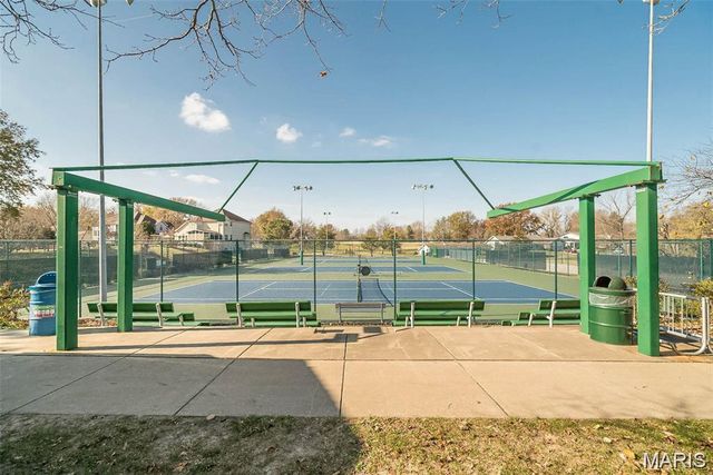 706 Norwood Terrace, Lake St Louis, MO 63367