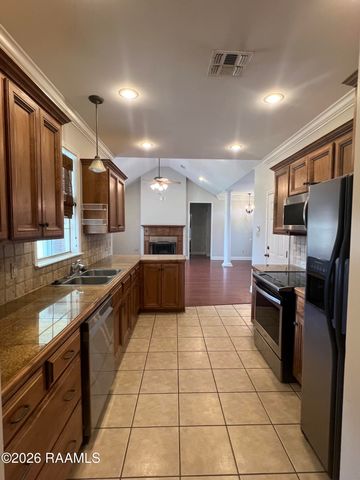 114 Country Village Drive, Youngsville, LA 70592