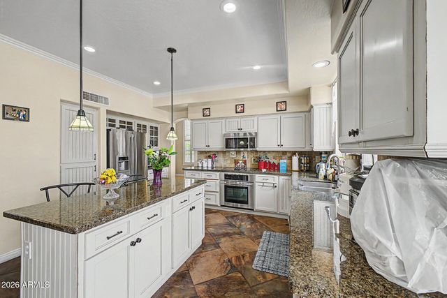 6328 W TONOPAH Drive, Glendale, AZ 85308