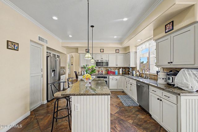 6328 W TONOPAH Drive, Glendale, AZ 85308