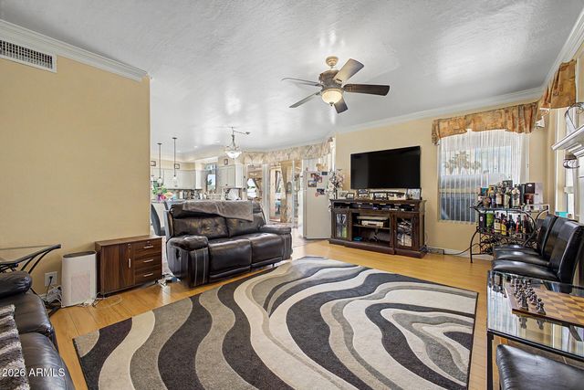 6328 W TONOPAH Drive, Glendale, AZ 85308