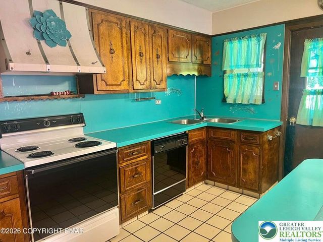 111 West Broadway, Jim Thorpe Boro, PA 18229