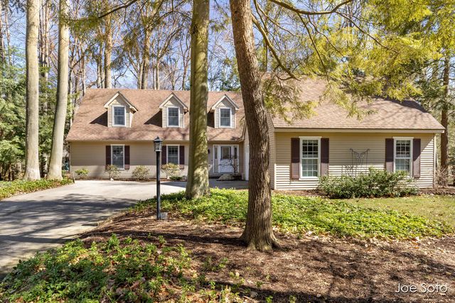243 Little Station Road, Holland, MI 49424