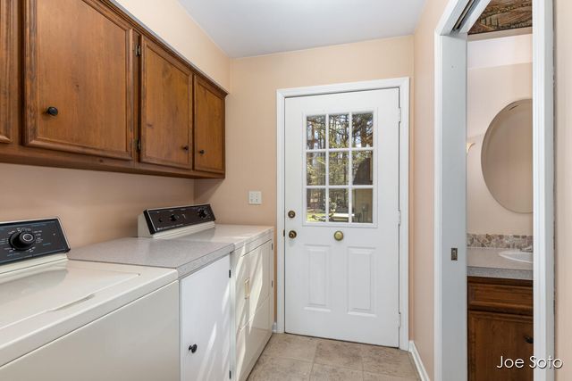 243 Little Station Road, Holland, MI 49424