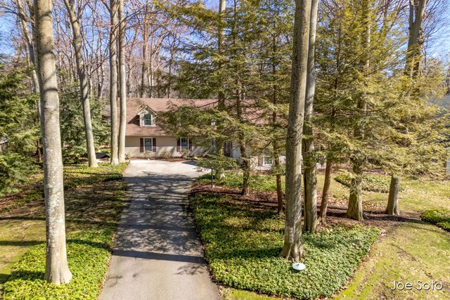 243 Little Station Road, Holland, MI 49424