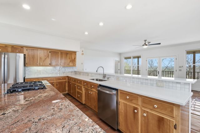 579 Ford Rd, Lebanon, TN 37087