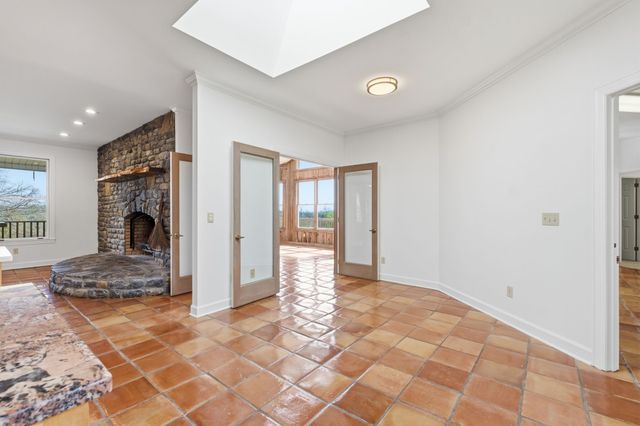 579 Ford Rd, Lebanon, TN 37087