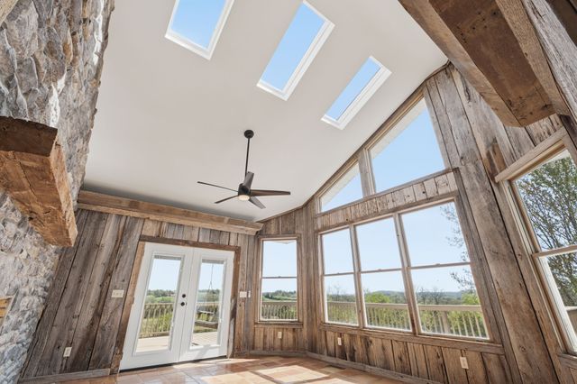 579 Ford Rd, Lebanon, TN 37087