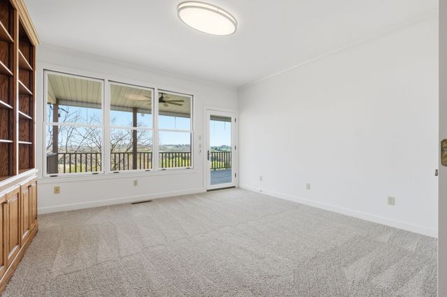 579 Ford Rd, Lebanon, TN 37087