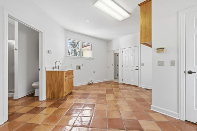 579 Ford Rd, Lebanon, TN 37087