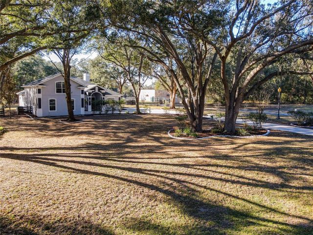 949 HAWK LANDING, Fruitland Park, FL 34731