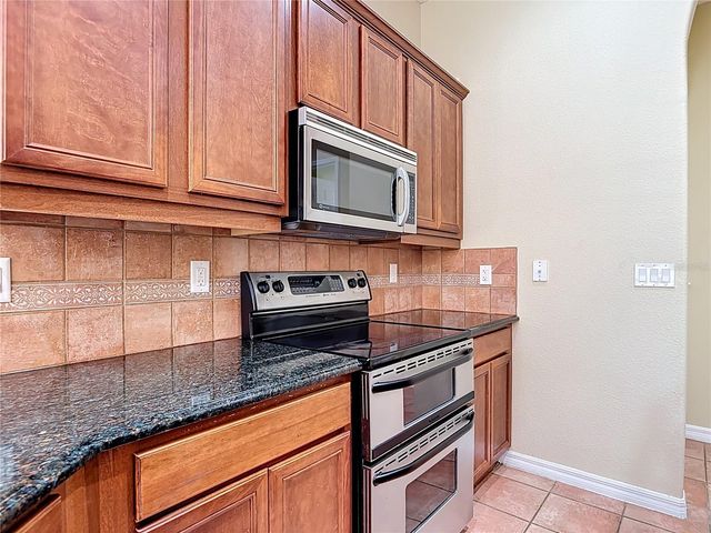 949 HAWK LANDING, Fruitland Park, FL 34731