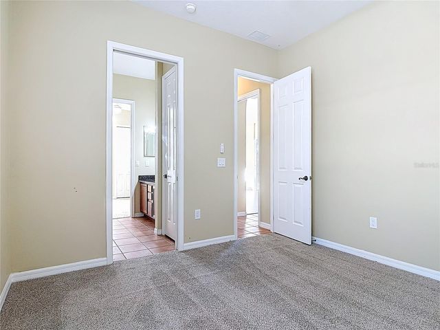 949 HAWK LANDING, Fruitland Park, FL 34731