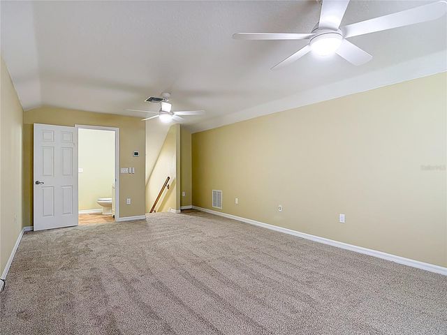 949 HAWK LANDING, Fruitland Park, FL 34731