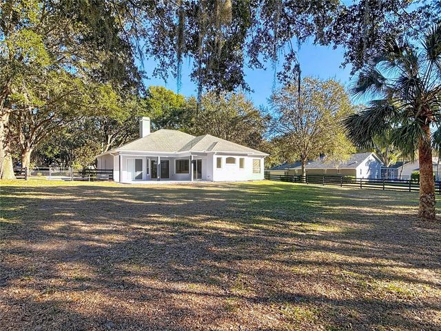 949 HAWK LANDING, Fruitland Park, FL 34731