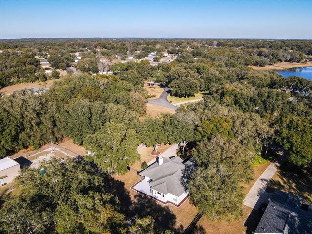 949 HAWK LANDING, Fruitland Park, FL 34731