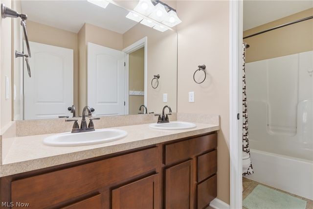 6347 Livia Lane, Medina, OH 44256