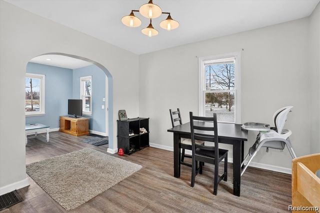 5802 Morganport Drive, Saginaw, MI 48601