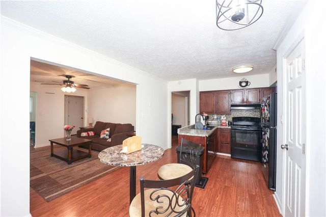 1909 Brian Way, Decatur, GA 30033