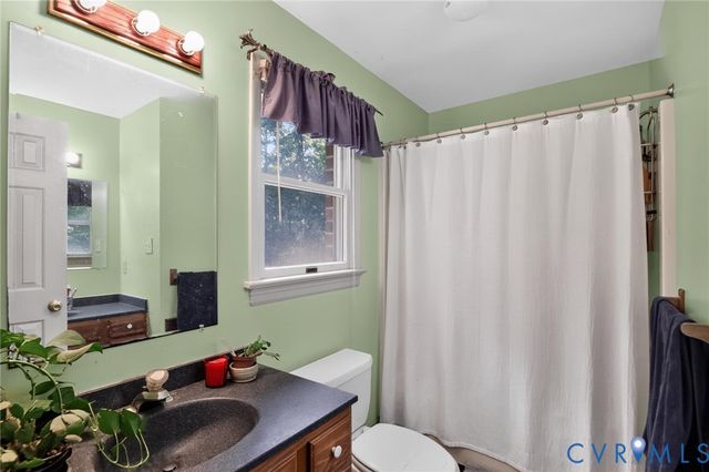 11349 Doswell Rd, Doswell, VA 23047