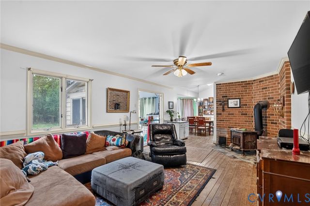 11349 Doswell Rd, Doswell, VA 23047