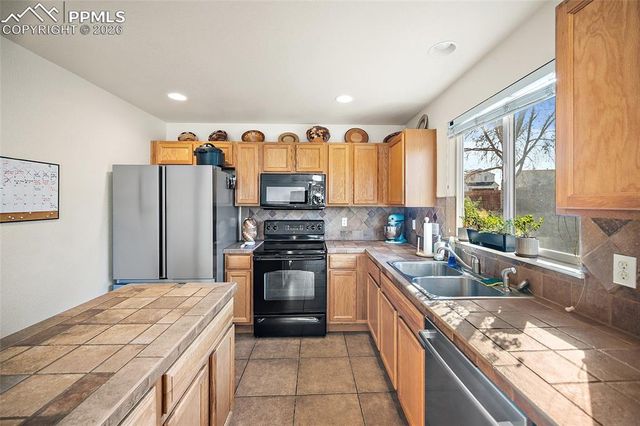 7827 Creekfront Drive, Fountain, CO 80817