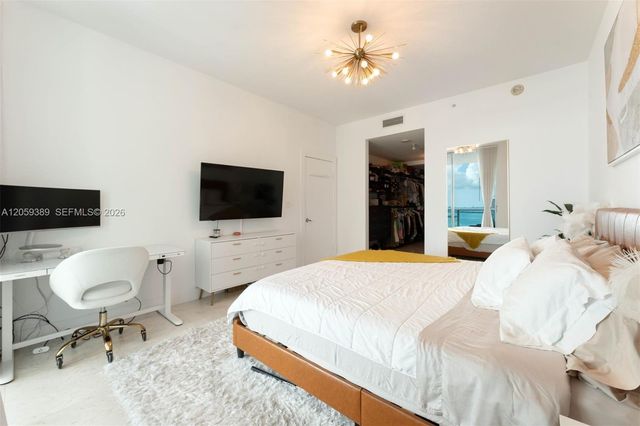 900 Biscayne Boulevard 2708, Miami, FL 33132