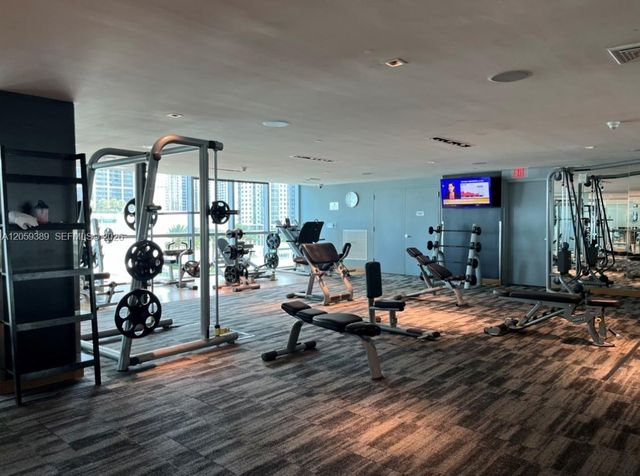 900 Biscayne Boulevard 2708, Miami, FL 33132