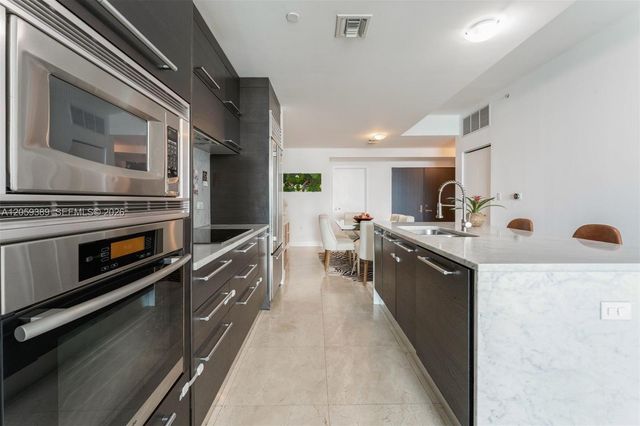 900 Biscayne Boulevard 2708, Miami, FL 33132
