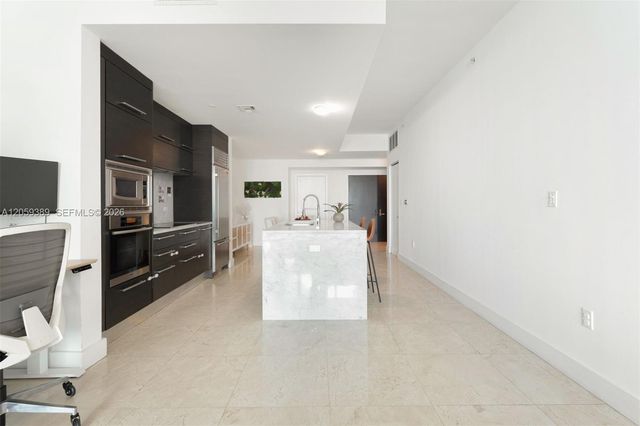900 Biscayne Boulevard 2708, Miami, FL 33132