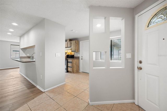 627 TIMBER BAY CIRCLE W, Oldsmar, FL 34677