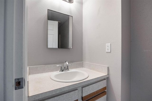 627 TIMBER BAY CIRCLE W, Oldsmar, FL 34677