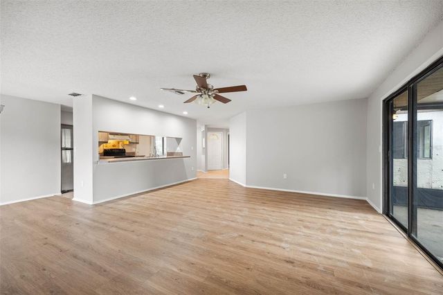 627 TIMBER BAY CIRCLE W, Oldsmar, FL 34677