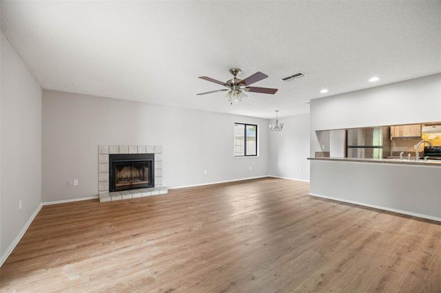 627 TIMBER BAY CIRCLE W, Oldsmar, FL 34677
