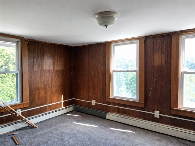 233 Spang Ave, Leechburg Boro, PA 15656