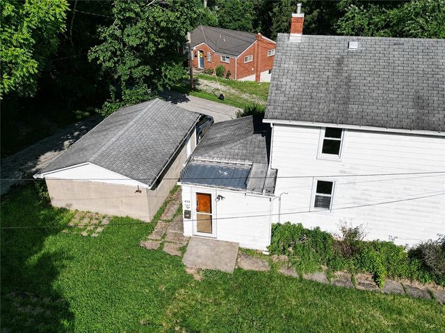 233 Spang Ave, Leechburg Boro, PA 15656