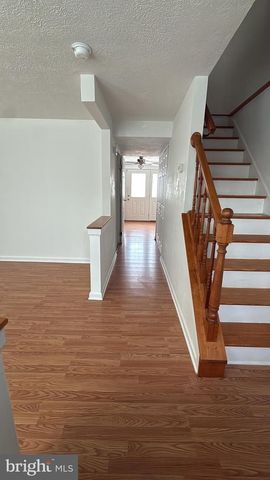 3368 LONGBOW CT, Woodbridge, VA 22192