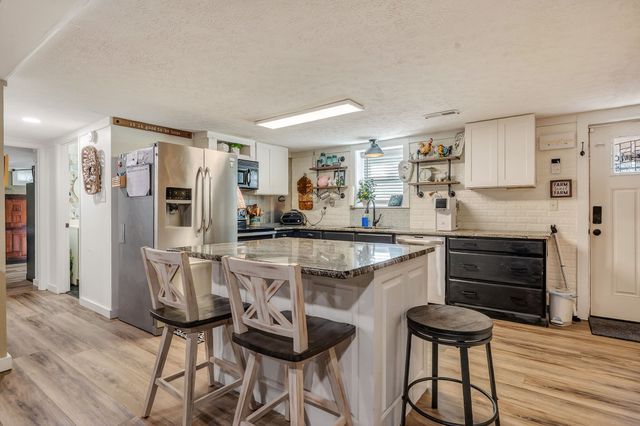 1603 Coon Hunt Rd, Baxter, TN 38544