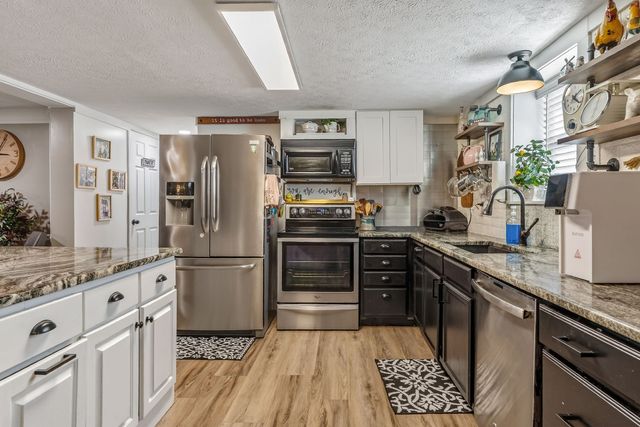 1603 Coon Hunt Rd, Baxter, TN 38544