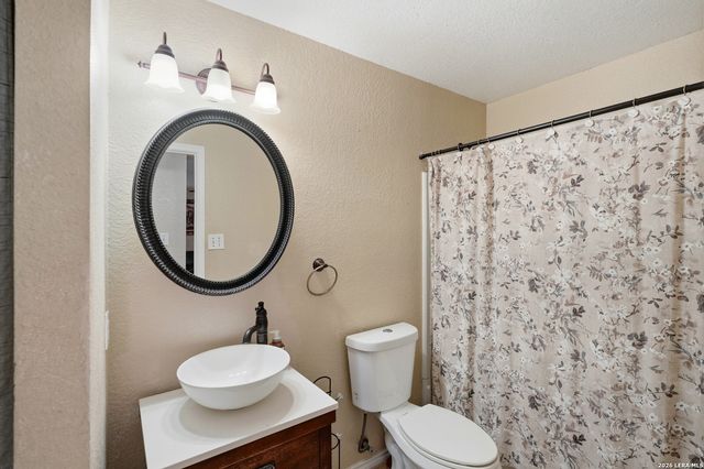 10130 Amber Coral, San Antonio, TX 78245