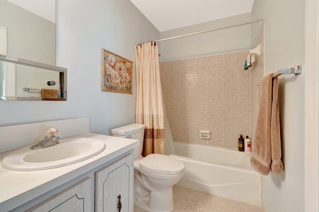 1245 High Point Place S C, Delray Beach, FL 33445