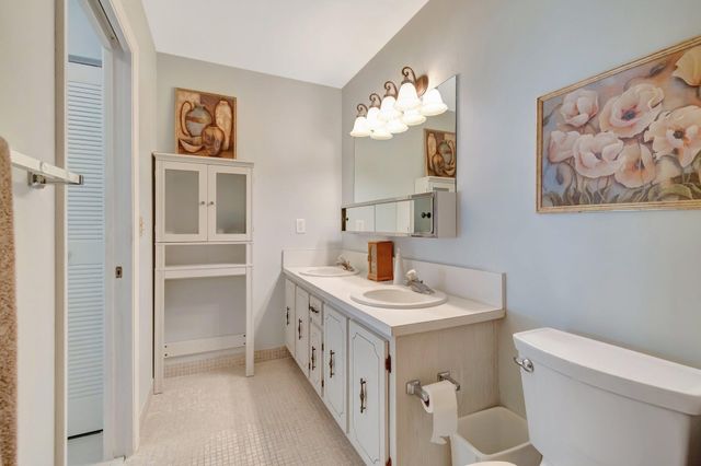 1245 High Point Place S C, Delray Beach, FL 33445