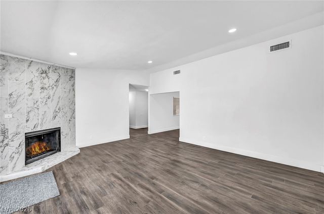 1322 Lucky Street, Las Vegas, NV 89104